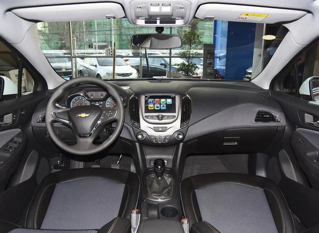 雪佛兰科鲁兹如何听音乐,雪佛兰科鲁兹怎么看油漆面