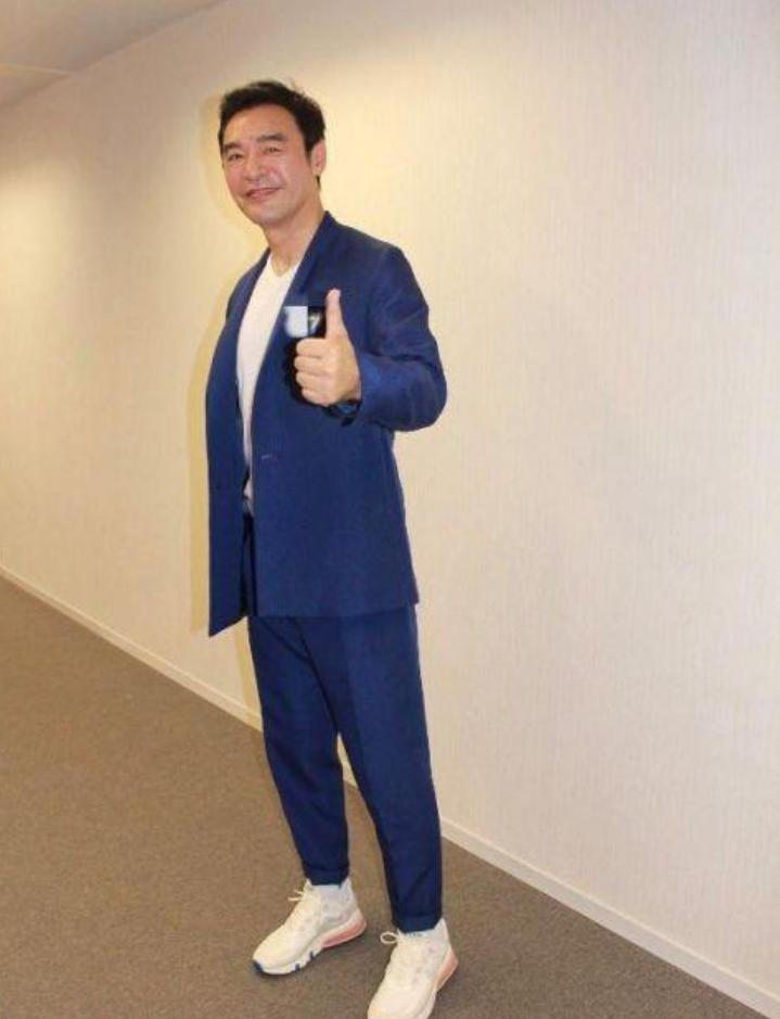 钟镇涛和前妻章小蕙有孩子吗,钟镇涛破产后的专访