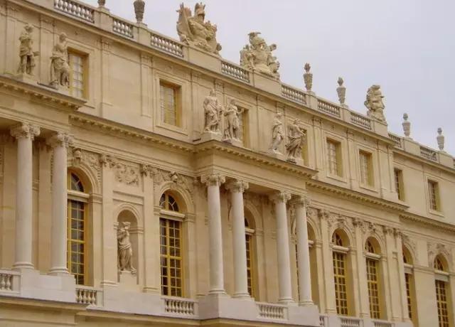 世界著名宫殿是哪几个,世界十大宫殿建筑排名