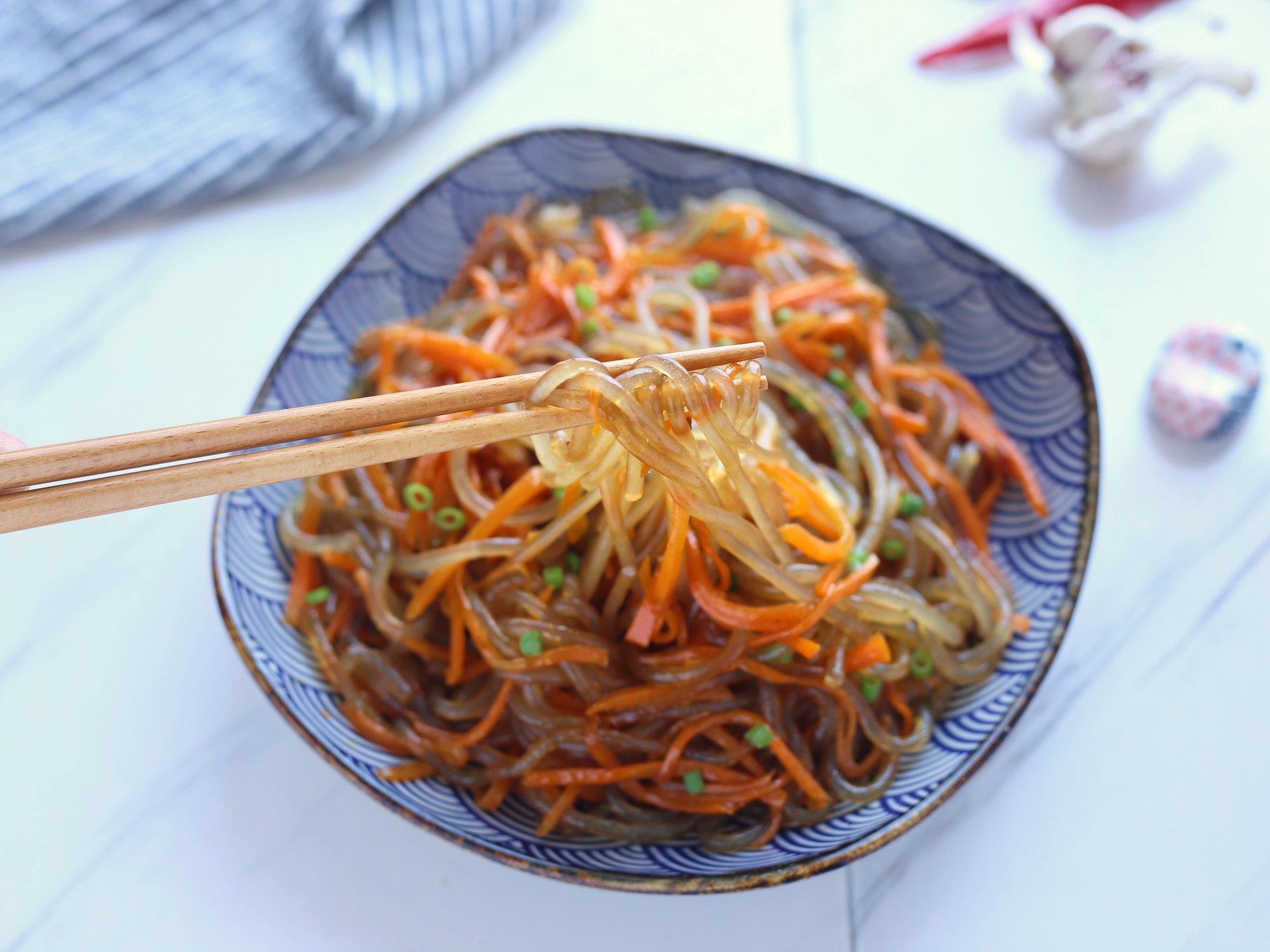 怎样炒粉条才能松散不粘锅,粉条怎么炒出来才不会粘锅