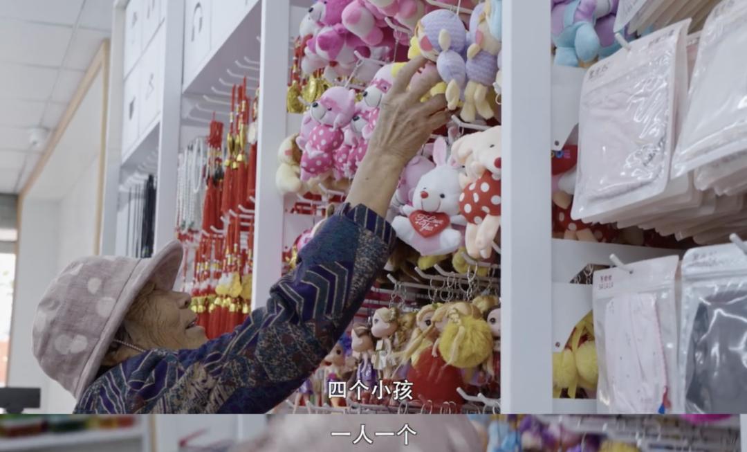 在小县城一眼望到头的生活,小县城里的两点一线生活