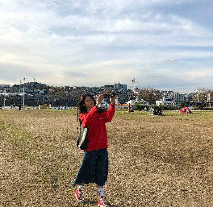 她因做“小三”一夜成名，但大家对她恨不起来，全因为漂亮会穿