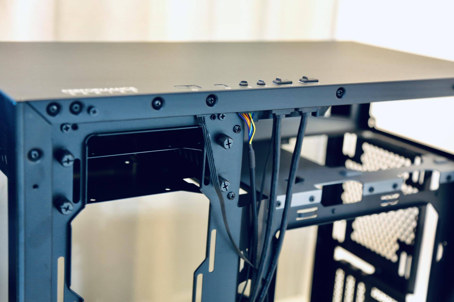 轻轻松松打造舒适的光污染-安钛克P120冰钻机箱晒单