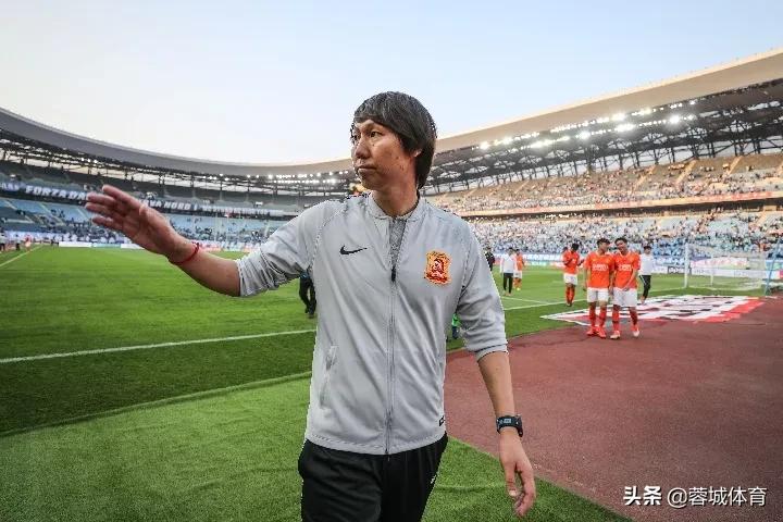 中国足协公告李铁主帅,中国国家队足球主教练李铁