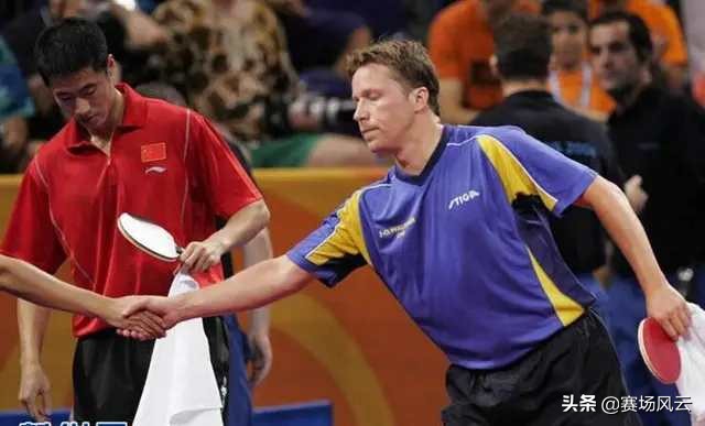 刘国梁骗球视频大全,瑞典乒乓球名将瞎打