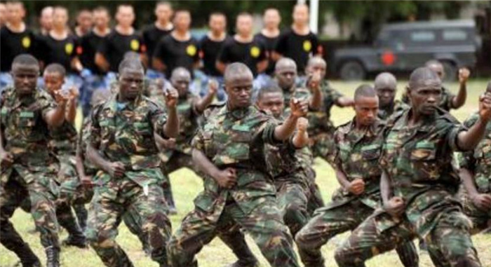 非洲国家内斗，却被戏称为中国两所军校学生的PK，这是为什么？