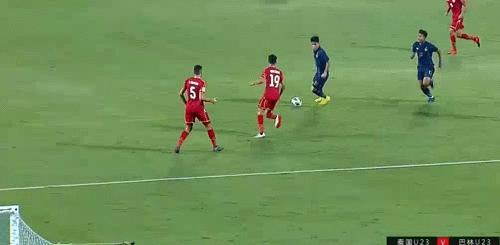 泰国17岁妖星来了!一灵性似梅西,16岁工体破国安,次日还要上学