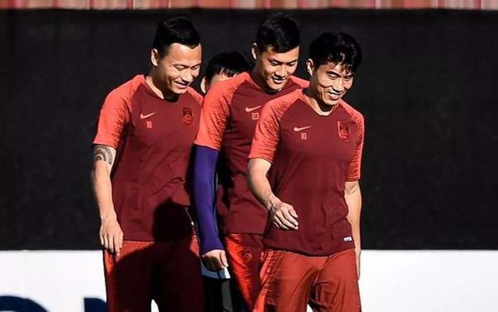 国足亚洲杯夺冠*率赔**比越南队还高!韩国球迷调侃:中国队是D档吧