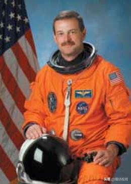 壮志凌云电影有几个版本,壮志凌云电影可变机翼