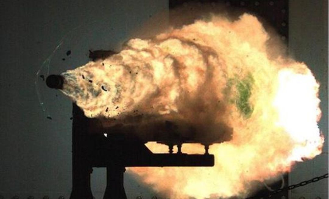 055战列舰有什么威力,055能打得过二战战列舰吗