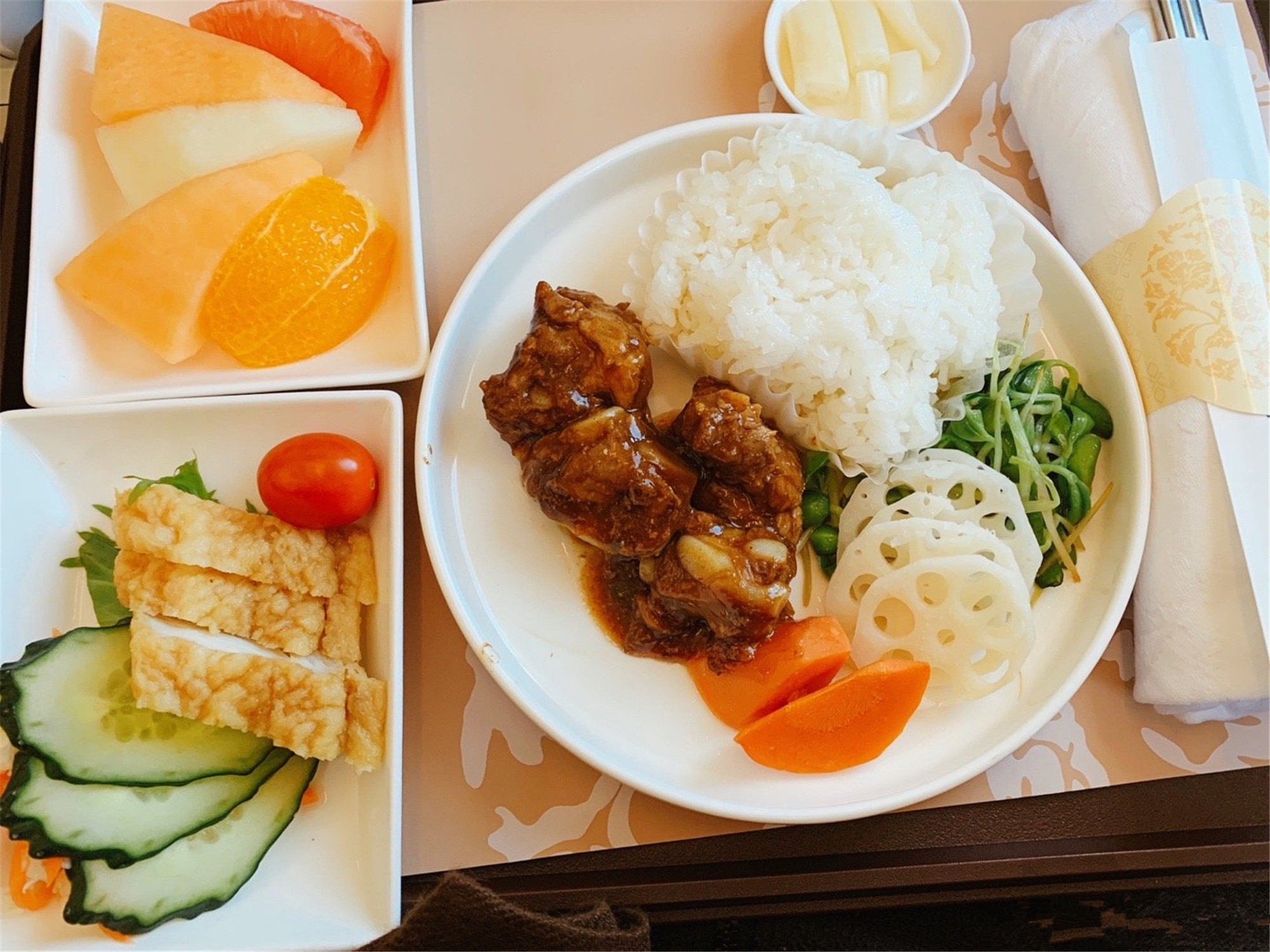 川航哪条航线飞机餐最好,川航养猪餐不算啥