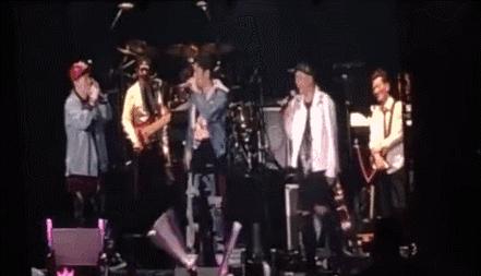 原来抓爆点就赚，看了网红街拍，才知道什么是中国式审美″？