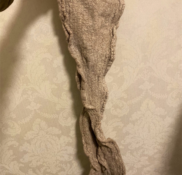 缩水围巾怎么恢复,围巾缩水变硬怎么补救