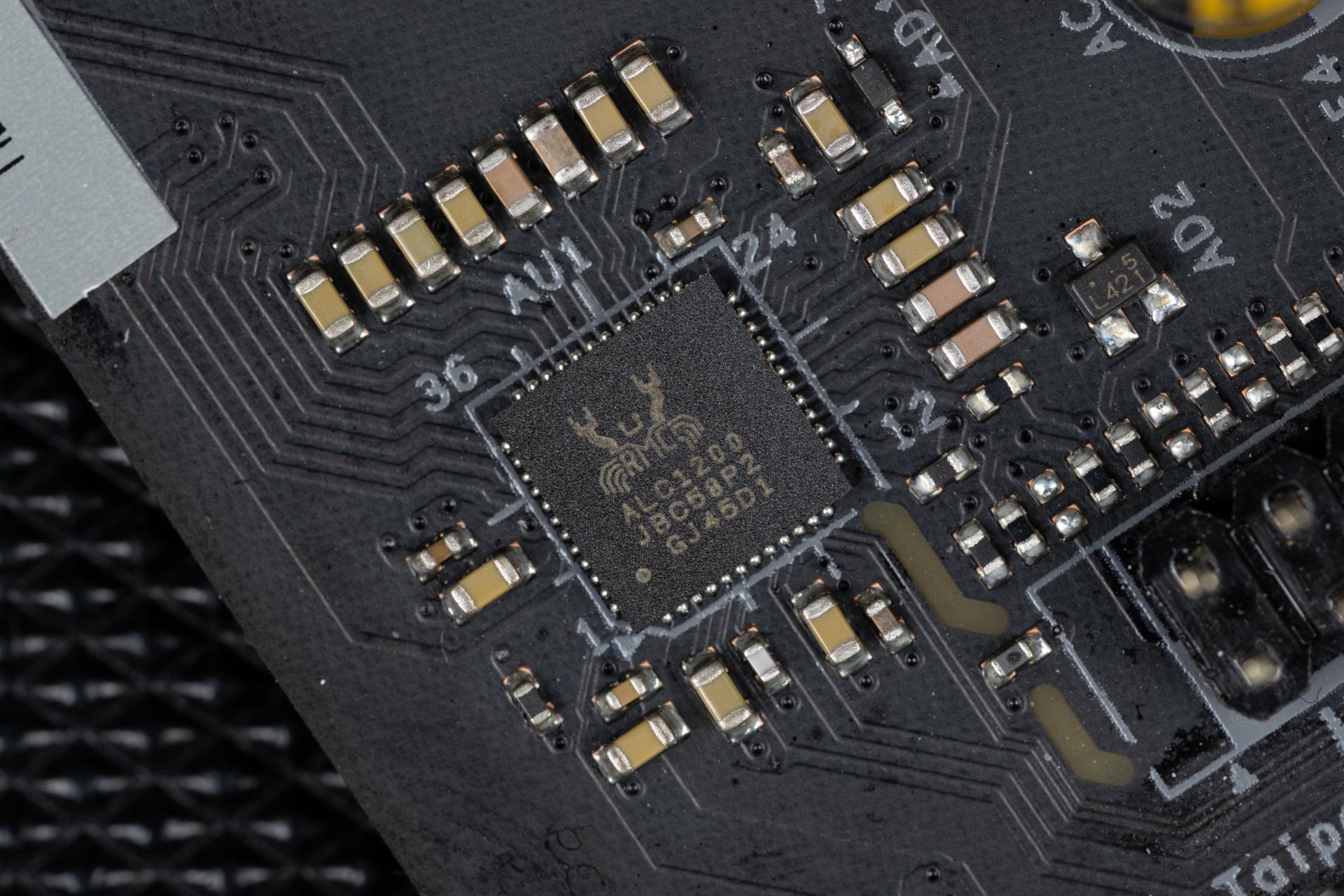 一块能扛10900K的B460主板！华擎B460MSteelLegend深度评测