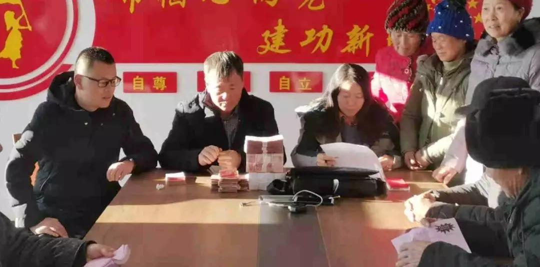 鍦嗘ⅵ鏂版潙灏忛晣,鍦嗘ⅵ瀹跺洯璧ゅ嘲