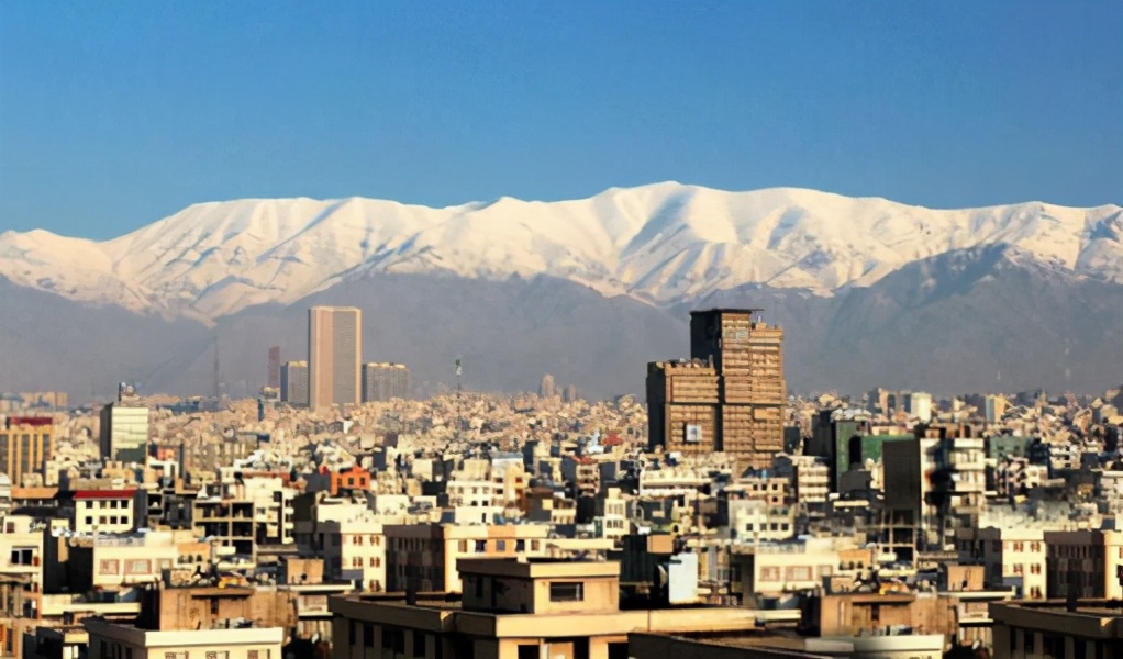 伊朗为什么能强硬抗衡美国,伊朗目前军事实力可与美国一战吗