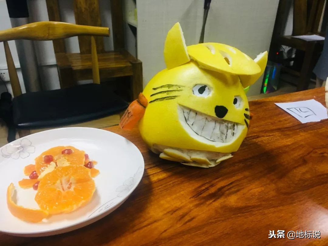 公司圣诞这样过!广告人把水果玩出花~