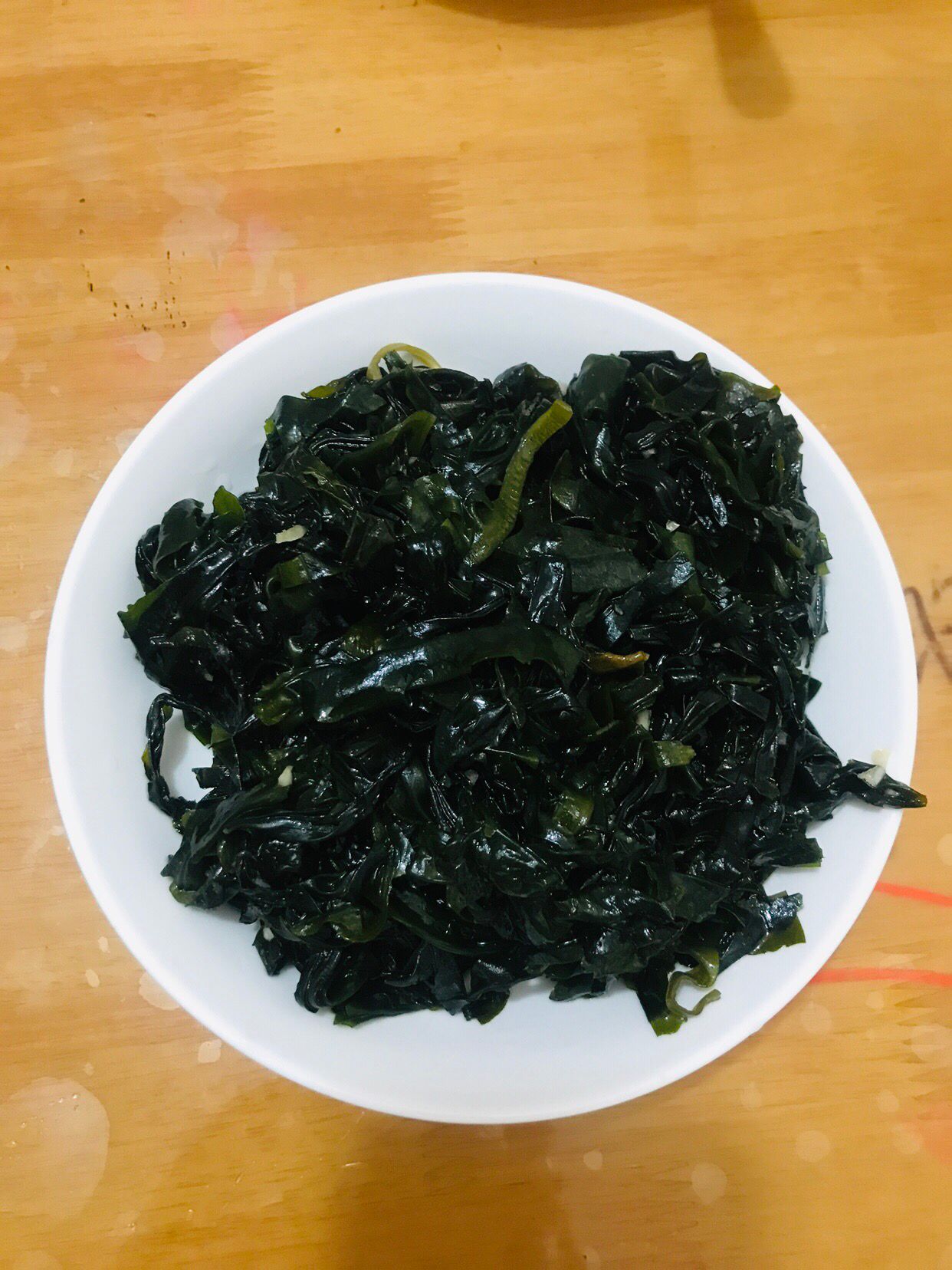 海洋特产螺旋藻怎么做好吃,深海螺旋藻凉拌怎么做