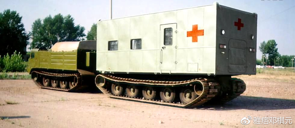 铰接式履带全地形车,中国最新款蟒式履带军用全地形车