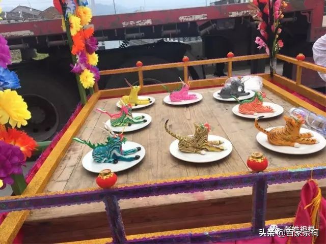 阜南张氏祠堂落成庆典仪式,张氏祠堂唱戏人山人海