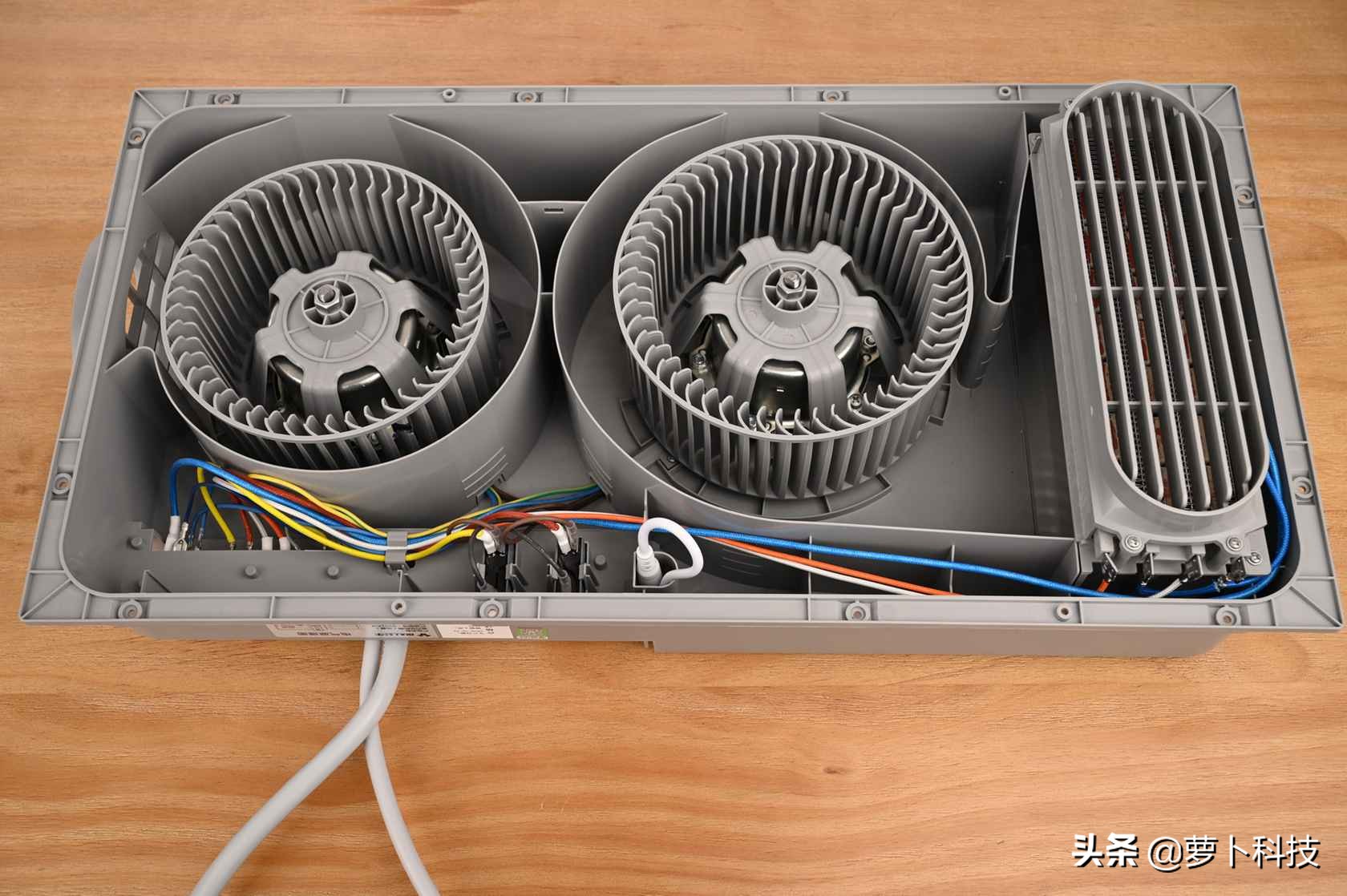 公牛风暖浴霸开关怎么操作,公牛风暖浴霸什么样