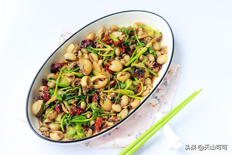 如何保证墨鱼仔的口感,要想鱼丸鲜嫩放什么生粉