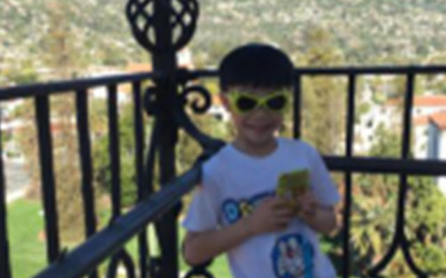 一家四口去美国签证好办吗,一家四口去美国入境会被拒绝吗