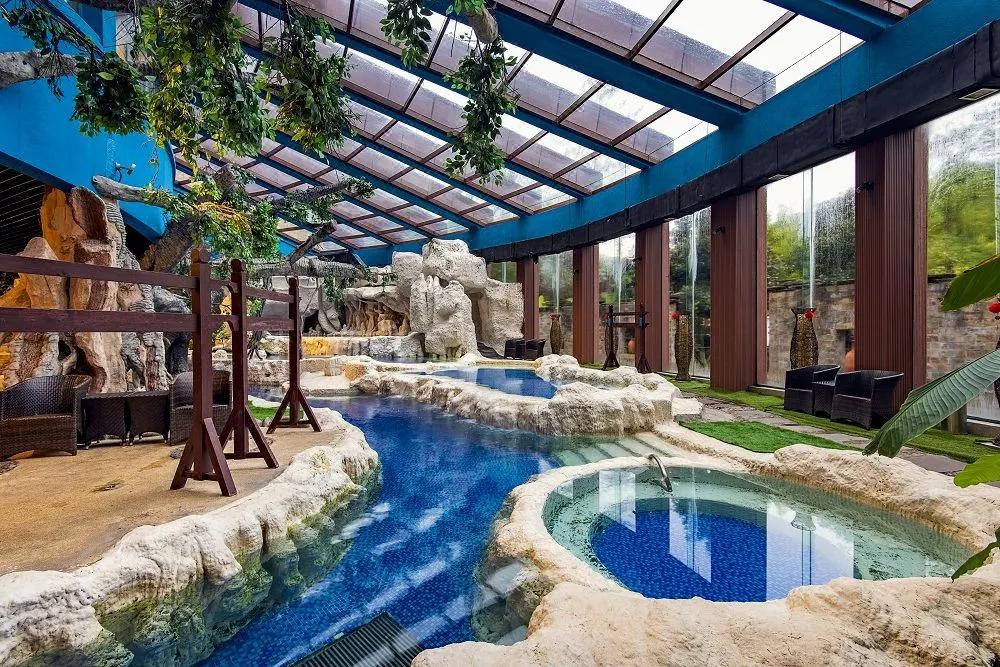 川西泡温泉看雪景,川西自驾游玩2天2夜加温泉12月份