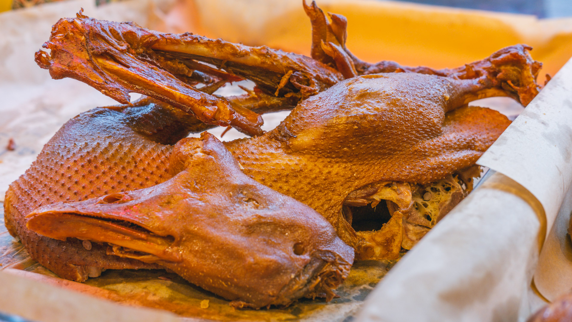 想尝尝老大连街的味道吗?这家店带你感受浓浓“大连范”