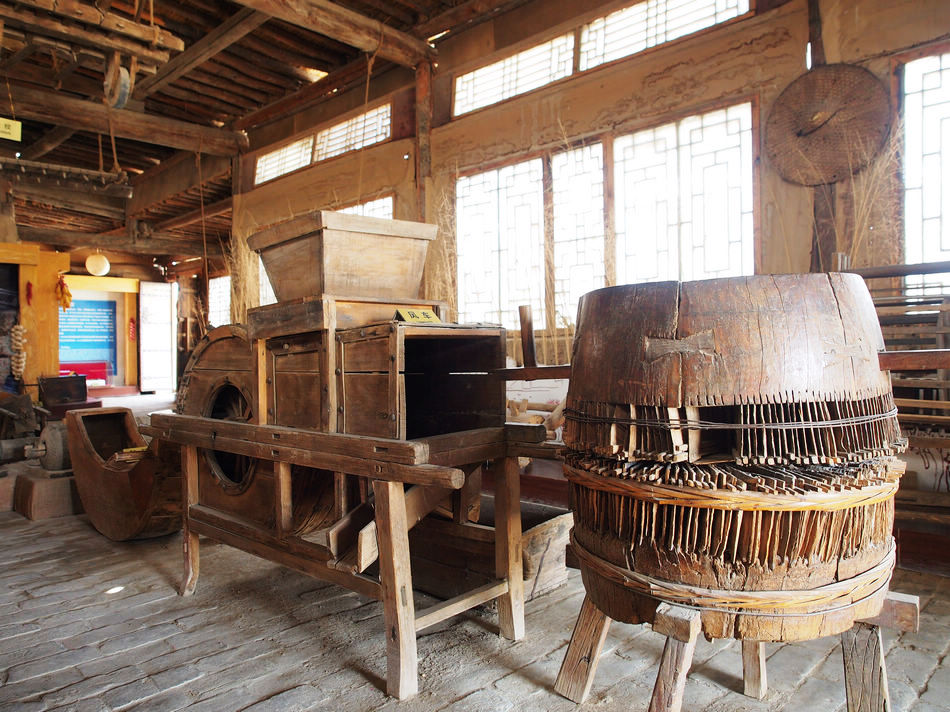 跟着星爷和老谋子的电影,去逛这座大名鼎鼎的西北影视城堡