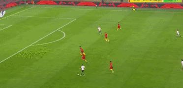 淄博蹴鞠老板何世华停球,中甲淄博蹴鞠老板停球