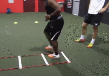 足球最重要的是技术还是意识,足球脚下技术训练