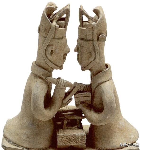 魏晋时期的文房器用:“一点如漆”的仲将墨与韦诞笔、紫纸