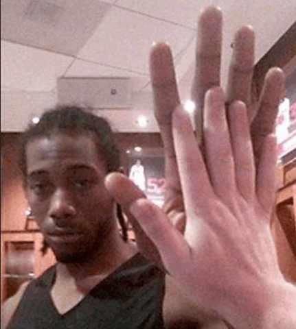 字母哥杜兰特跟腱对比,字母哥杜兰特身高臂展对比