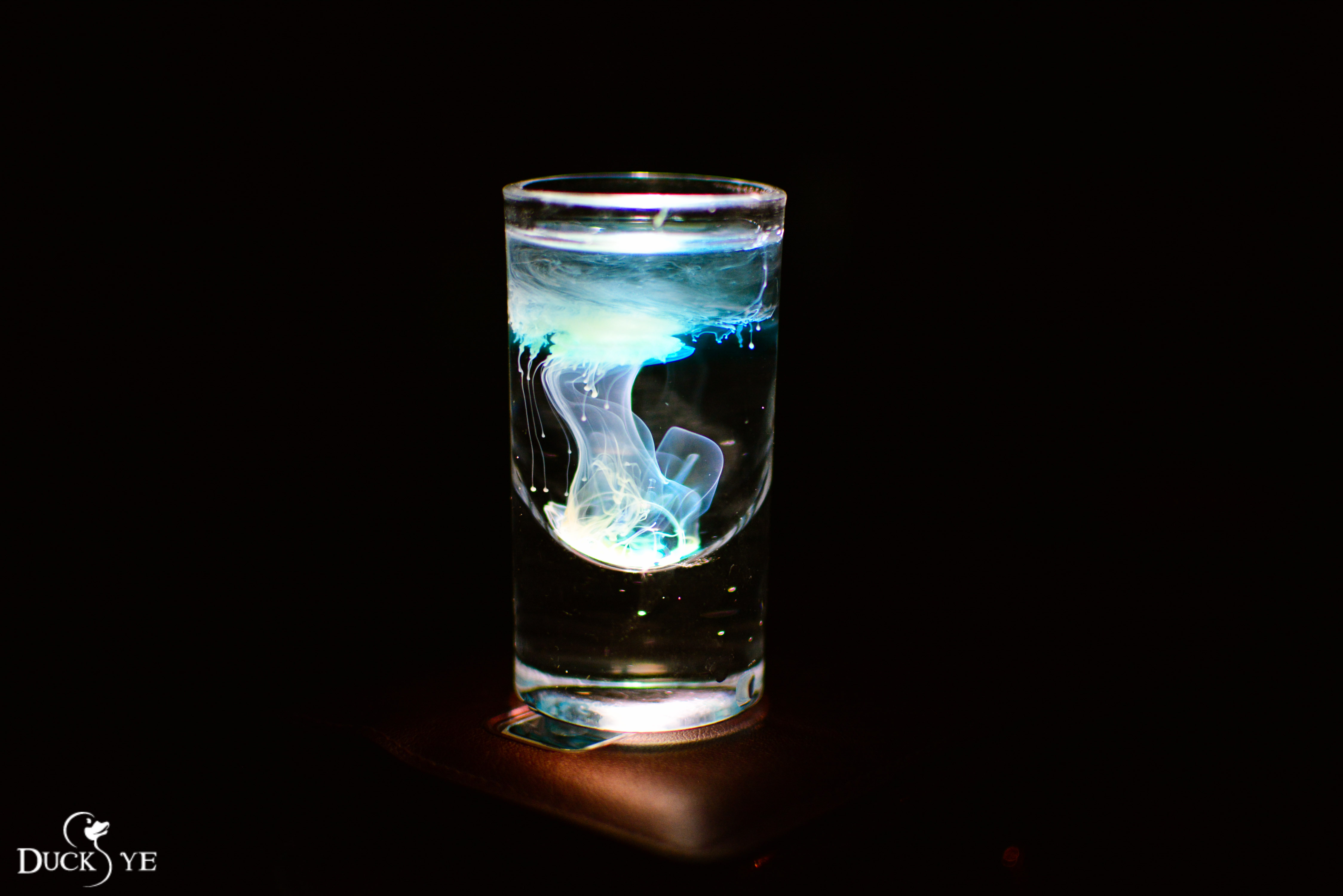 厦门调酒bar酒吧,厦门双子塔天空酒廊调酒师