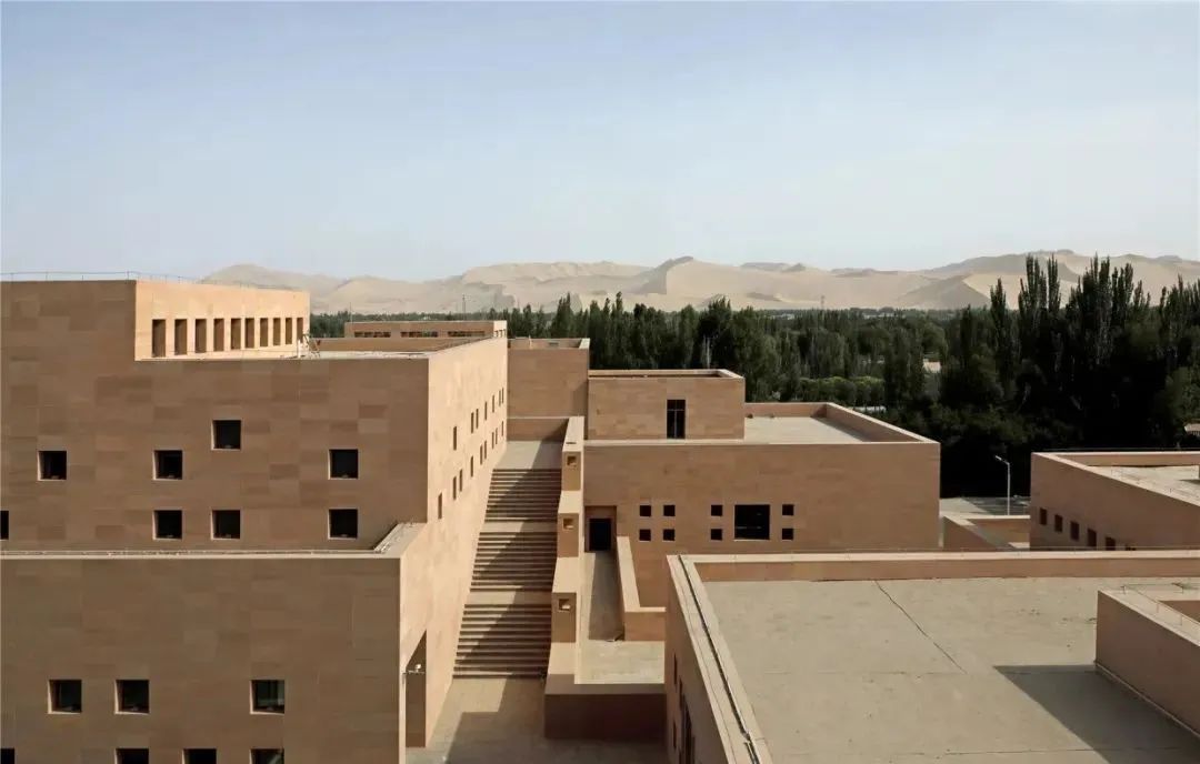 王绶琯院士,李薰院士