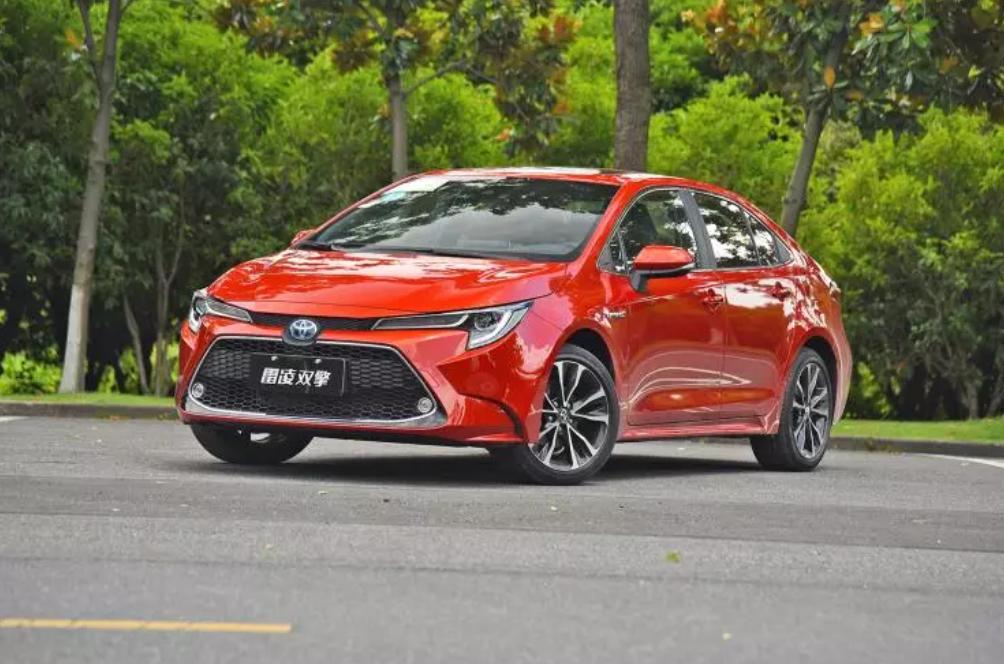 油耗3-4L，家用、跑滴滴都行，这3款轿车值得推荐