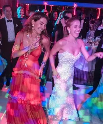 现在施华洛世奇怎么样 (施华洛世奇关店裁员吗)