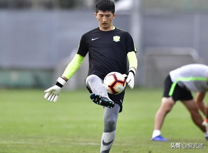 选择国安“最倒霉”号码，26岁的他逆天改命，从“备胎”晋升国脚