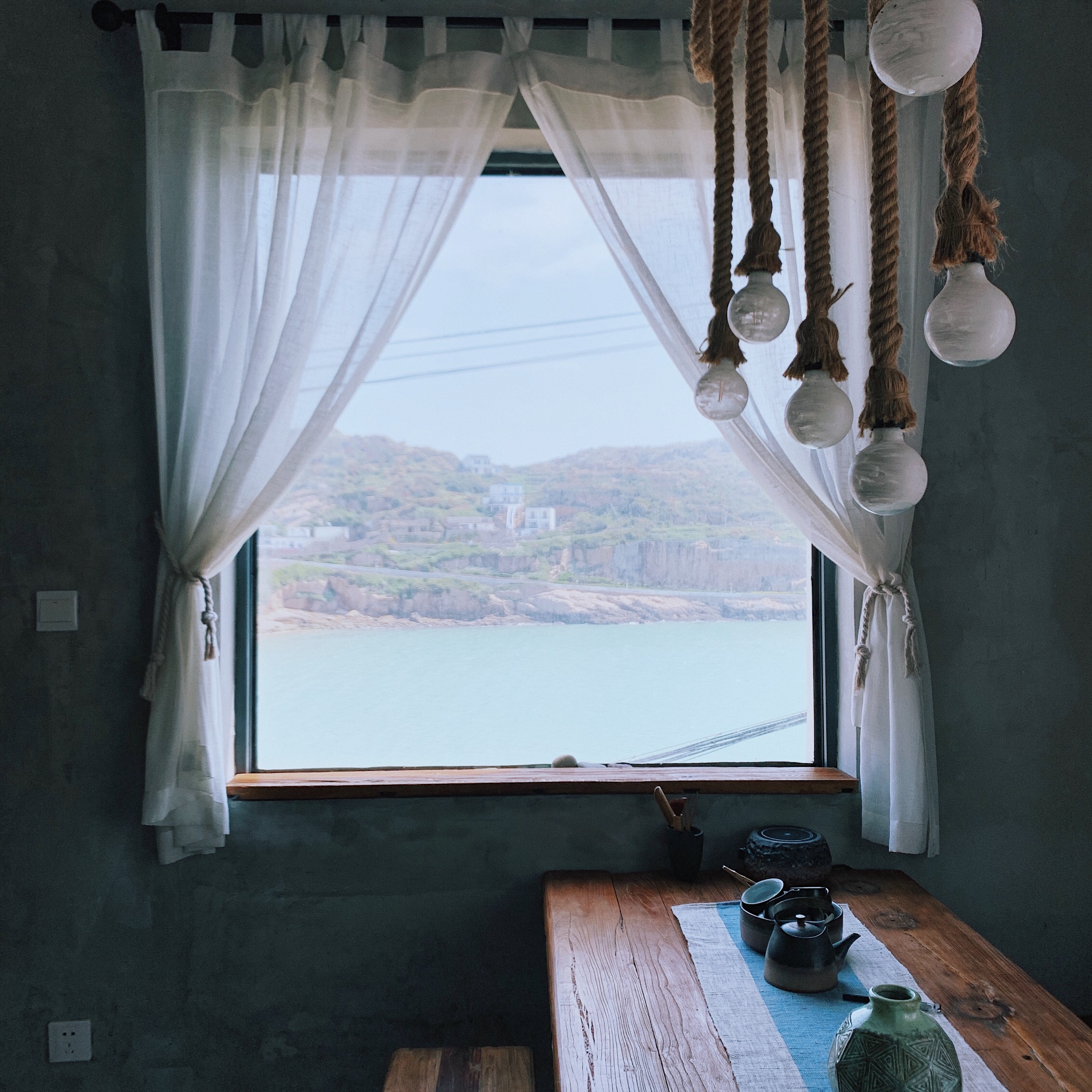 圣托里尼海岛旅游攻略,圣托里尼的绝美海岛