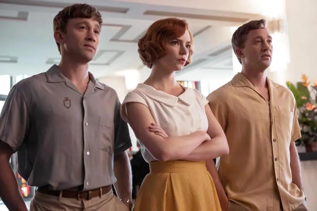 比起《女王的棋局》，女王的衣橱才是经典所在