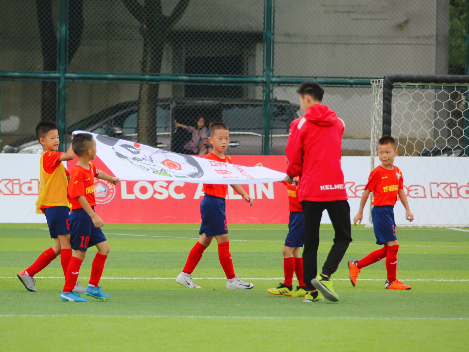 u18鎯ㄨ触,u8澶哄啝