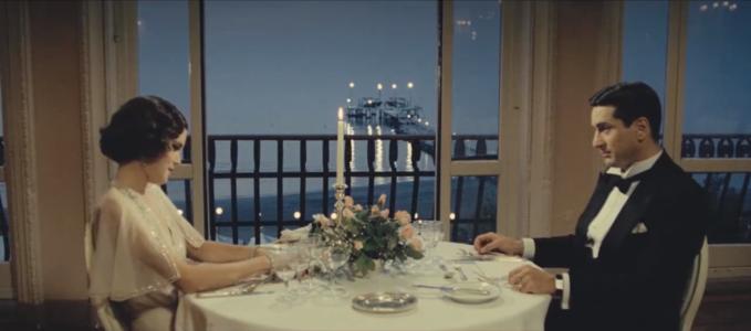 原片长10小时的电影剪成了4小时，但还是好长！看完了谈谈感想