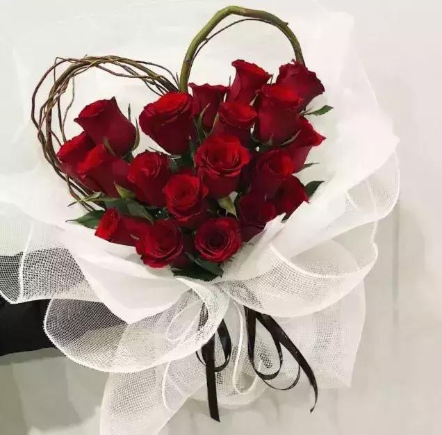 开一个花店大概能挣多少钱,成都开花店一个月能挣多少钱