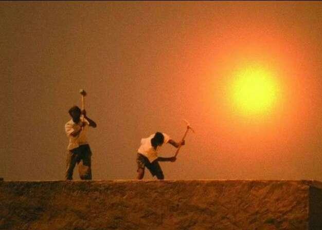 父母生病女儿确实没有钱该怎么办,母亲生病我花了2万该不该要回来