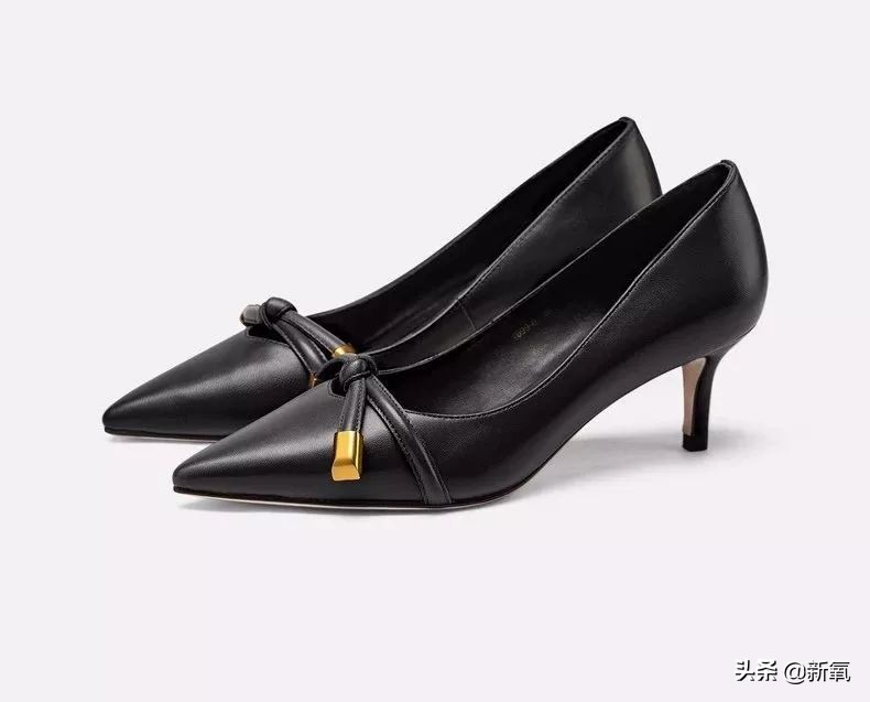 一千块左右高跟鞋,1000块钱多的高跟鞋