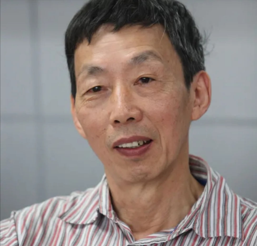 致橡树传达爱情观解析,致橡树表达的爱情观主旨句是什么