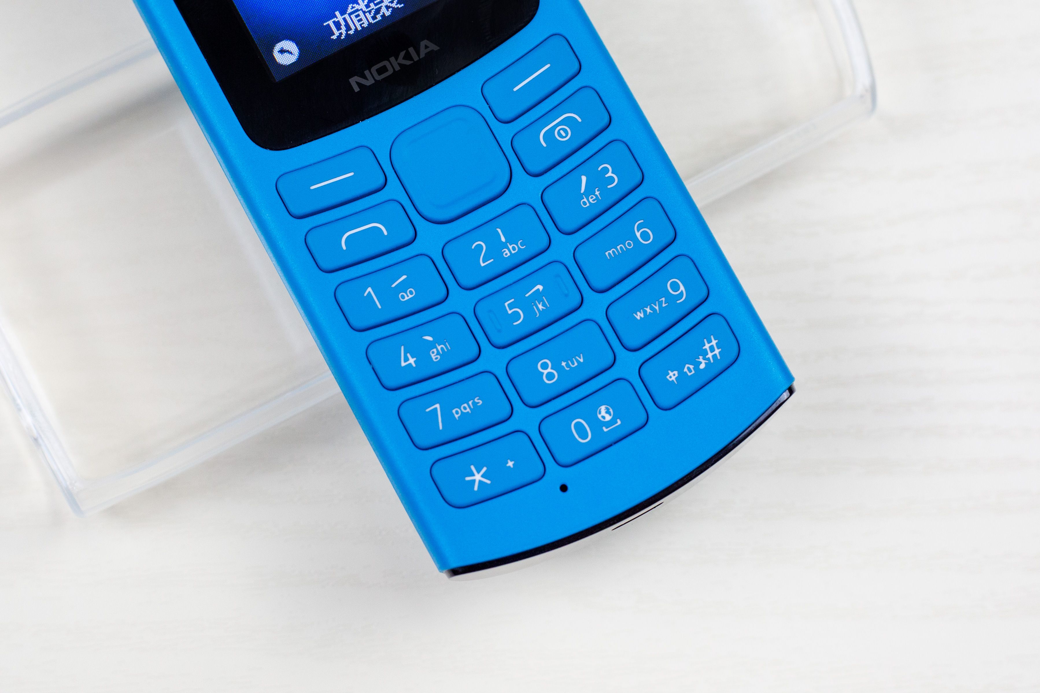 老人机诺基亚8210,老人智能手机诺基亚125