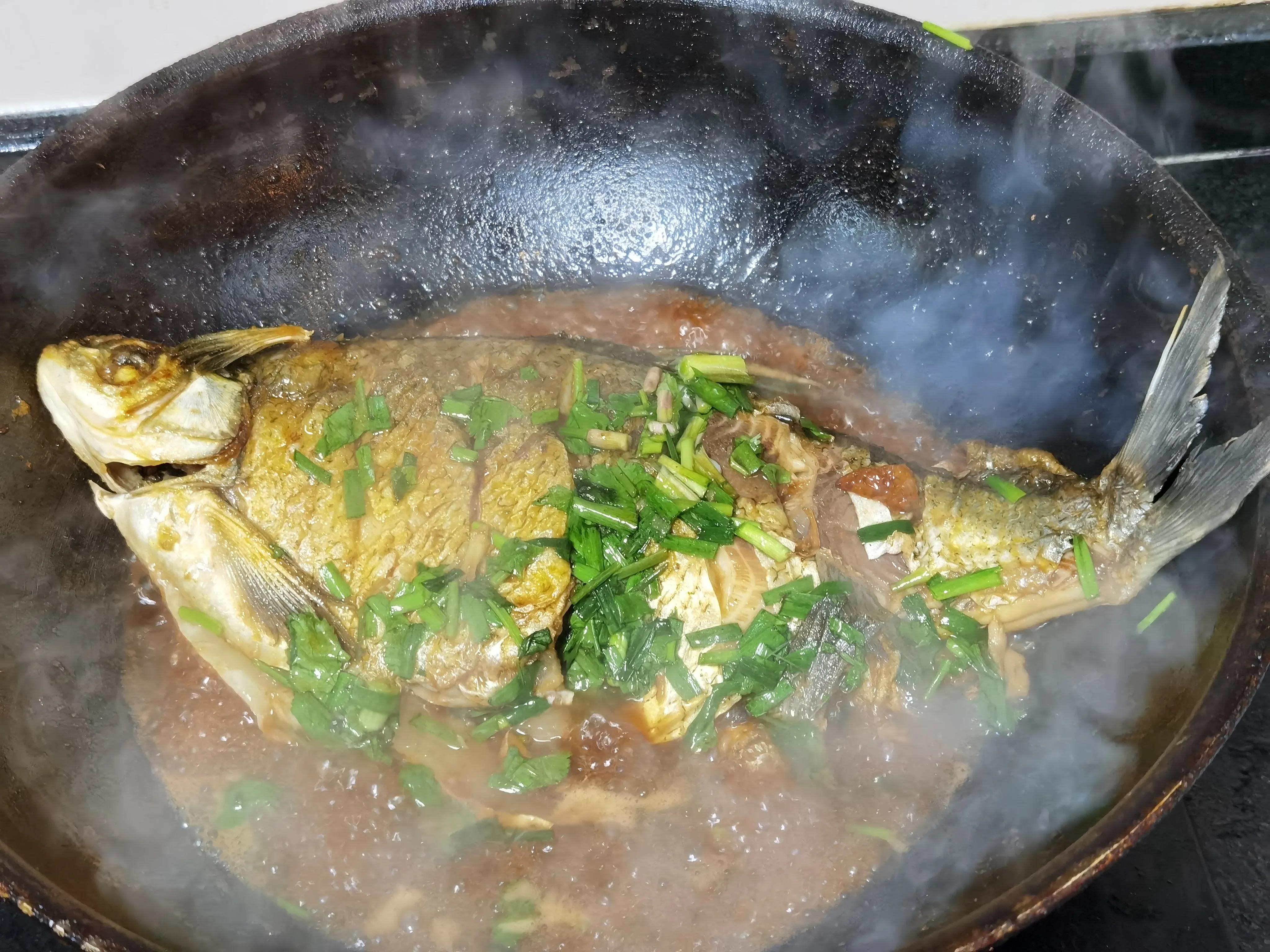 家常红烧羊肉的做法,家常红烧扁鱼