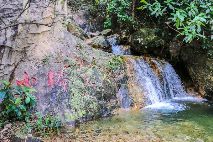 清远三个漂流峡谷,清远古龙峡漂流网红打卡景点